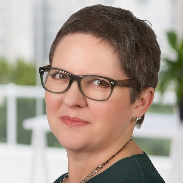 Portrait of Kathi Hibbs
